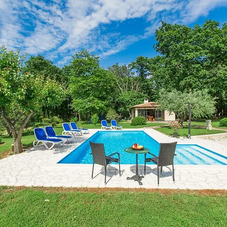 Hundefreundliches Paradies Mit Pool, Spielplatz, Grillbereich, Privater Terrasse Apartmán *