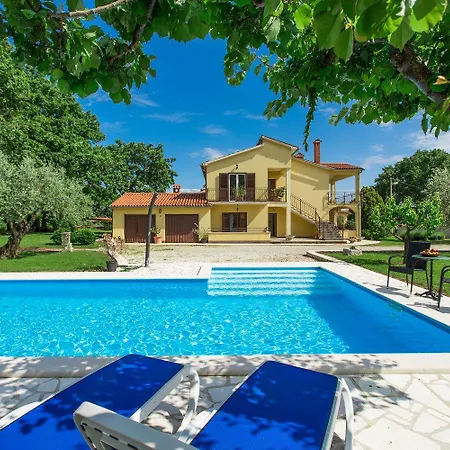 Apartmán Hundefreundliches Paradies Mit Pool, Spielplatz, Grillbereich, Privater Terrasse *